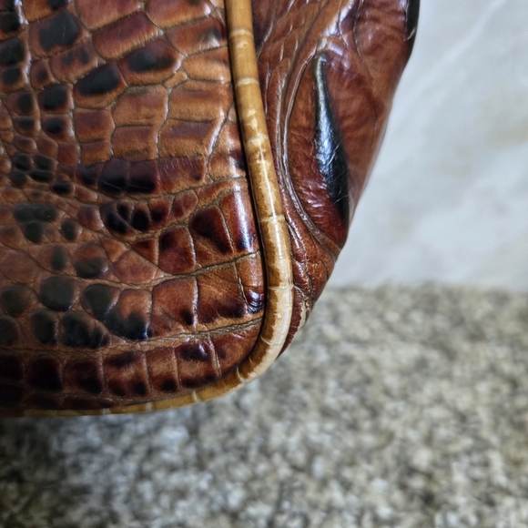 Brahmin Tan and Silver Crocodile Crossbody Bag - Picture 6 of 13